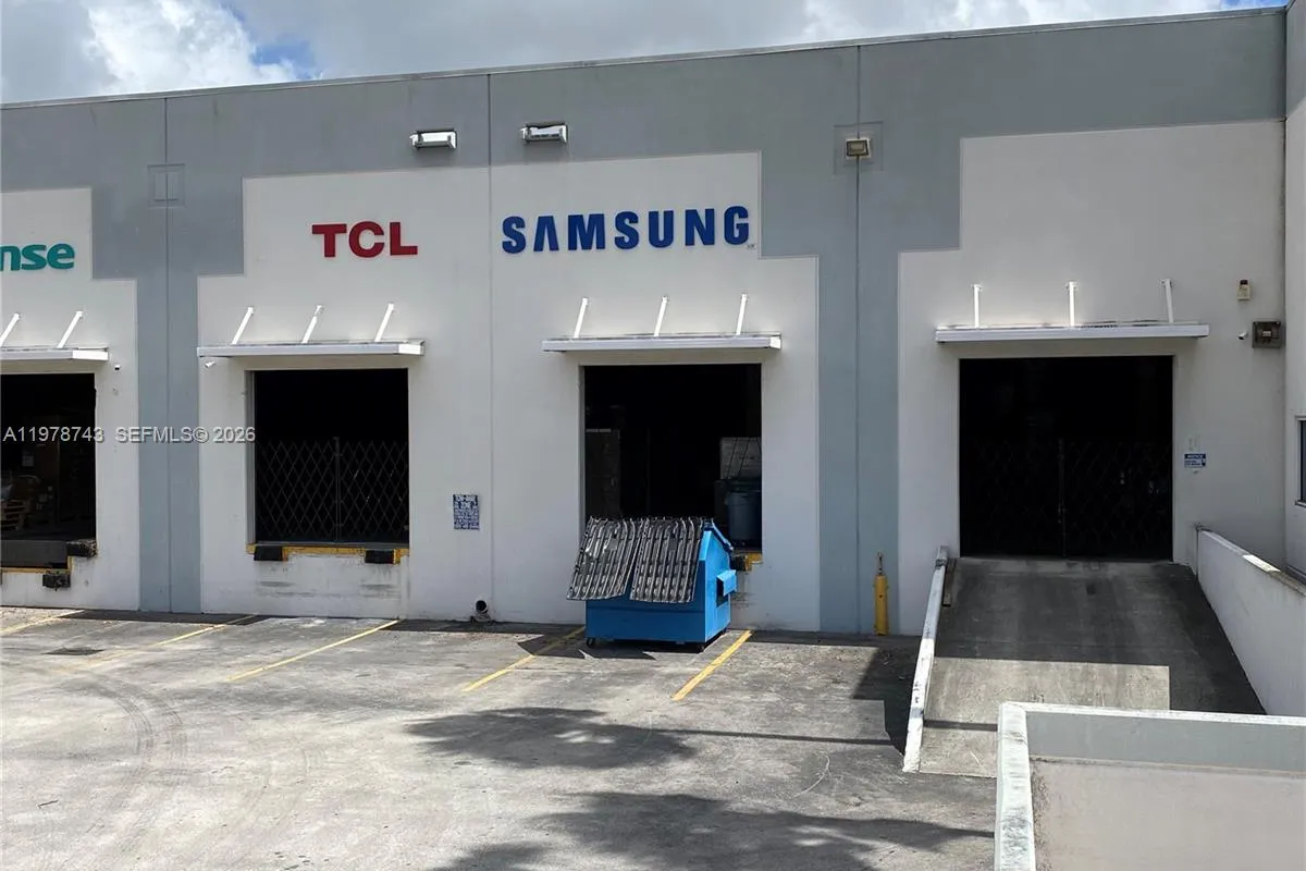 2555 NW 107th Ave, Doral FL 33172