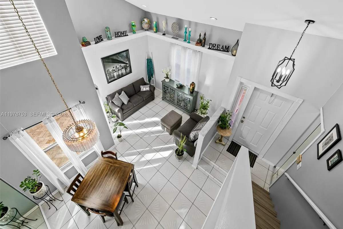 1214 NW 126th Ave, Sunrise FL 33323