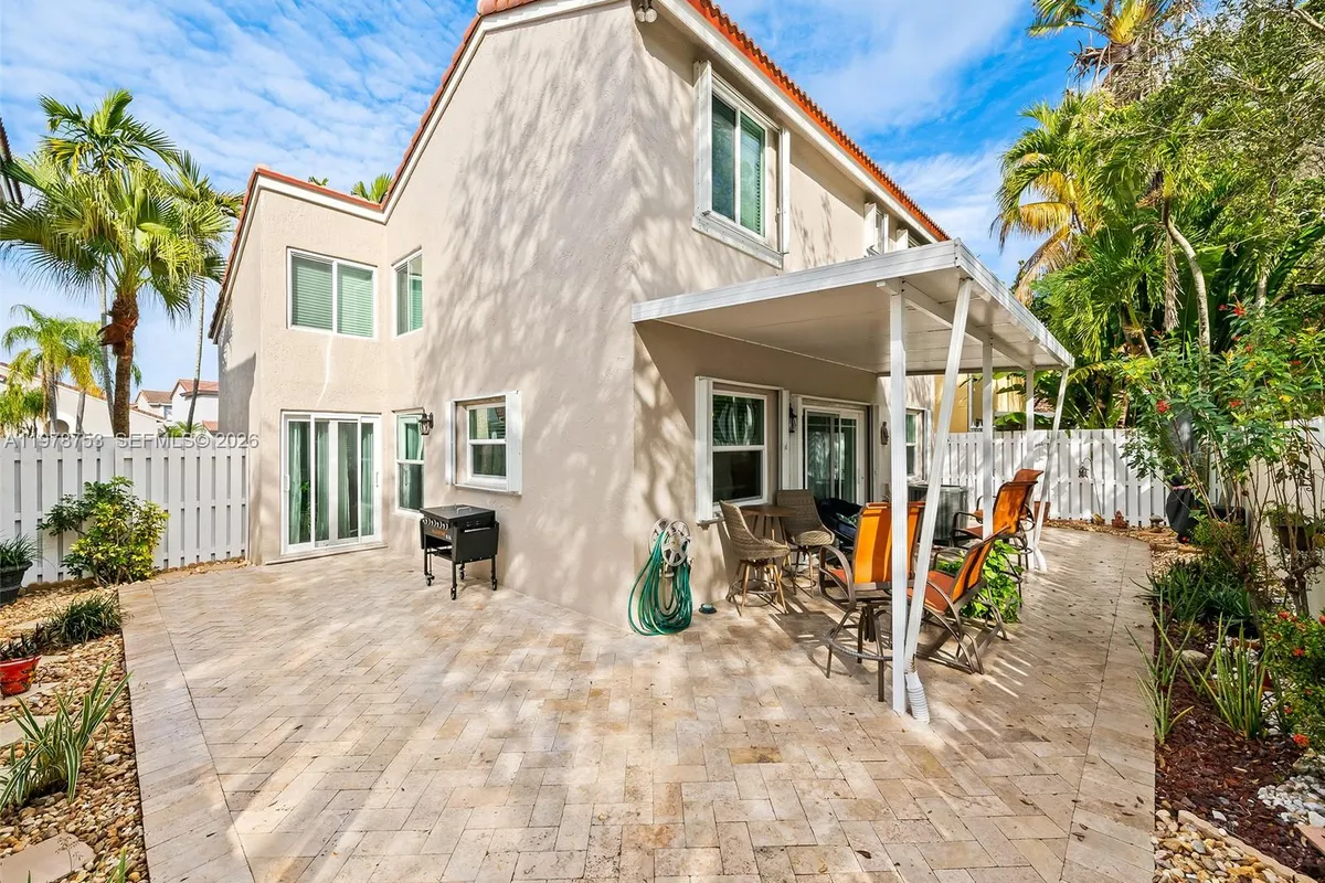 1214 NW 126th Ave, Sunrise FL 33323