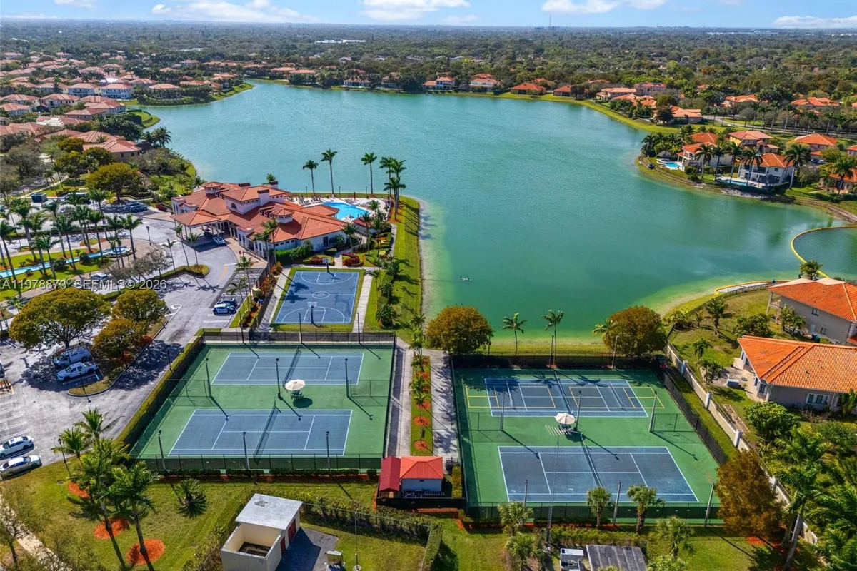 7515 SW 191st St, Cutler Bay FL 33157