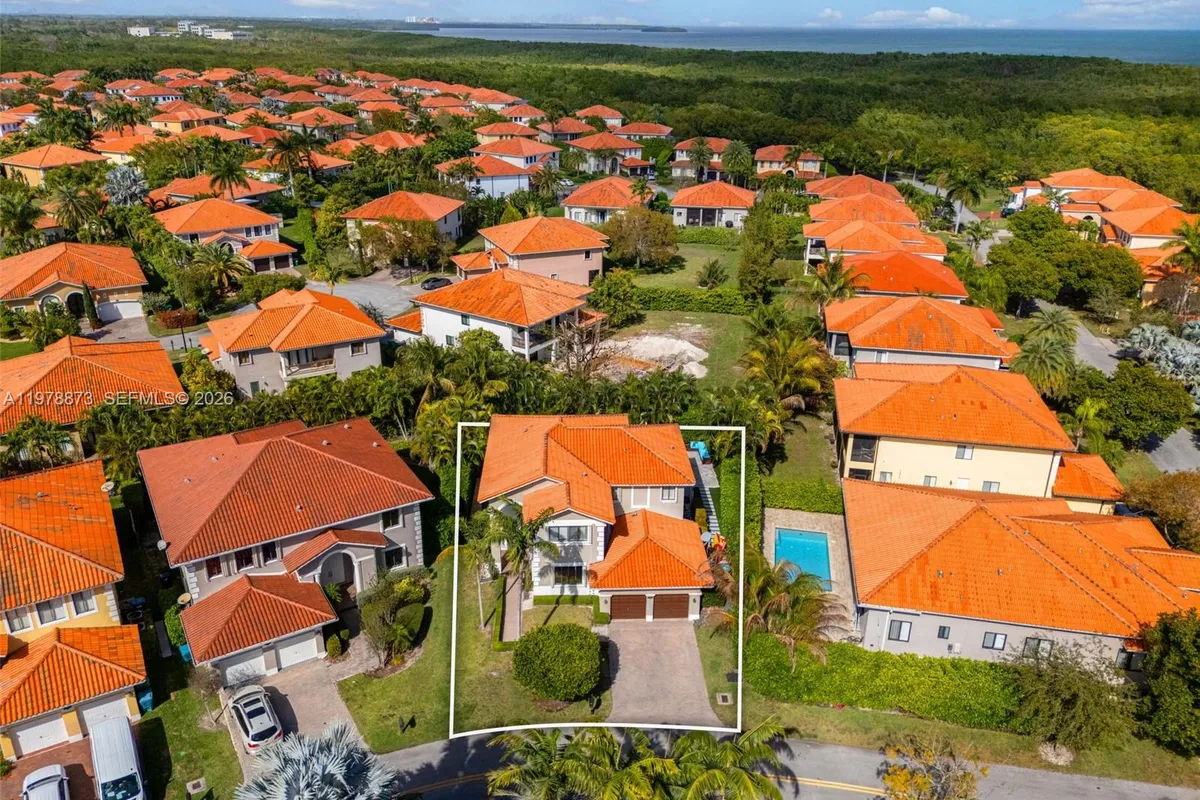 7515 SW 191st St, Cutler Bay FL 33157