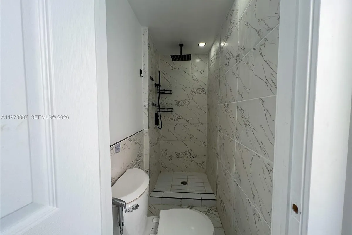 10090 W Fern St, Miami FL 33157