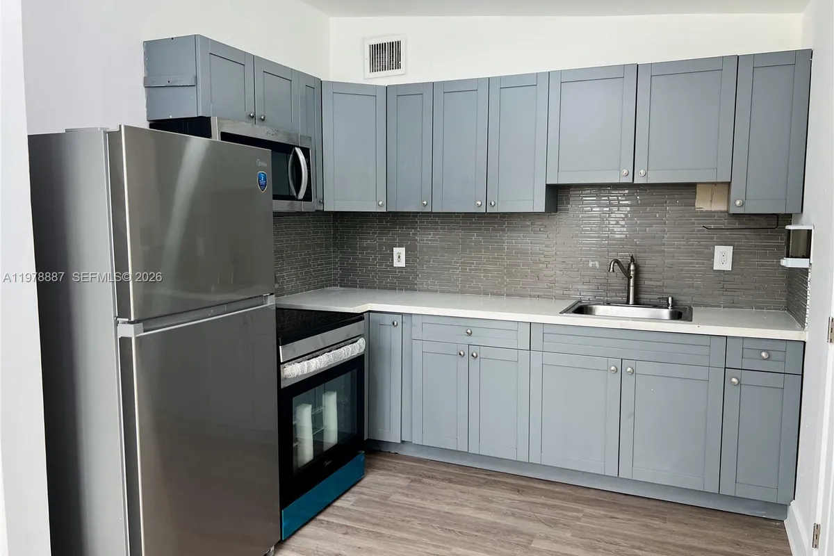 10090 W Fern St, Miami FL 33157