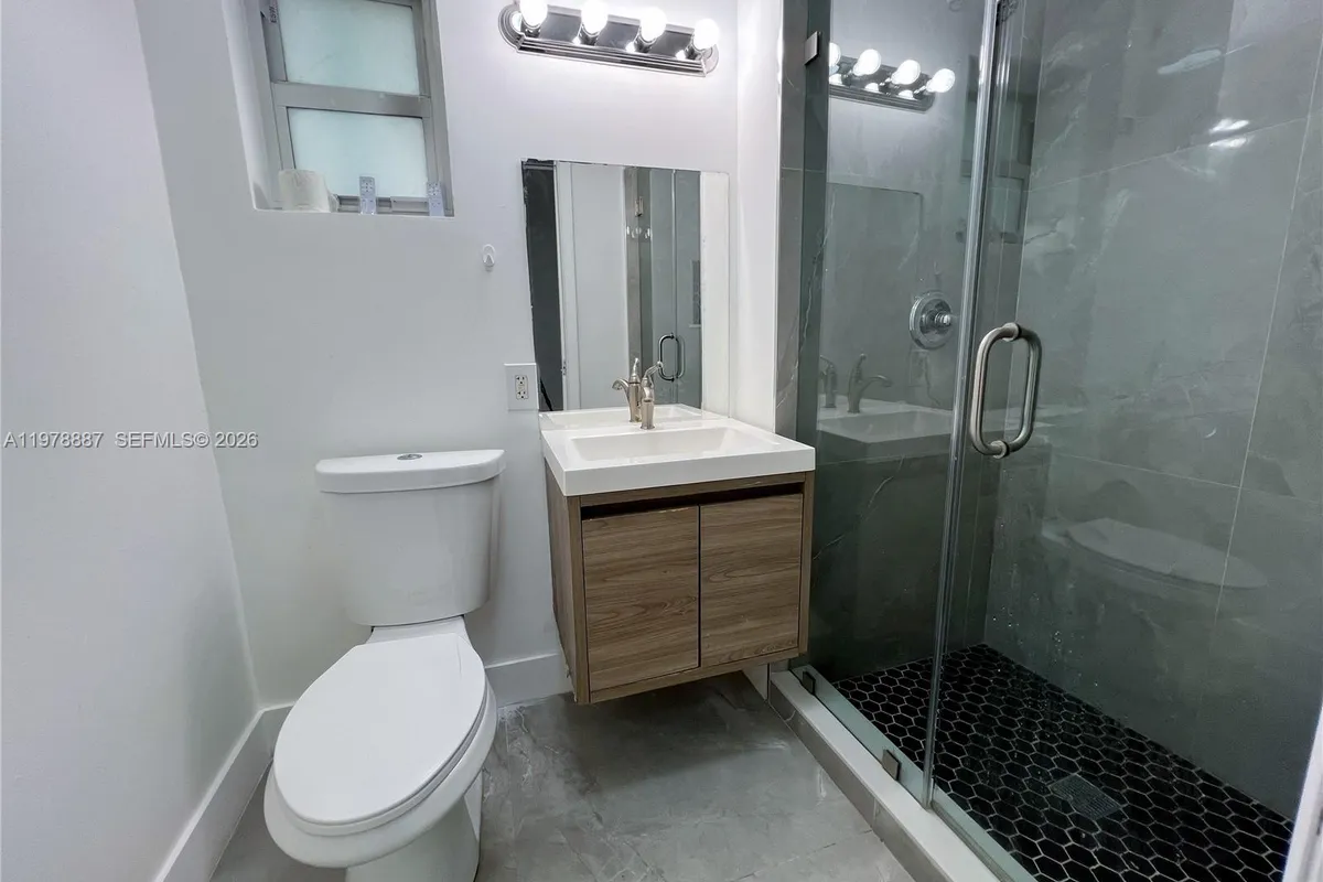 10090 W Fern St, Miami FL 33157