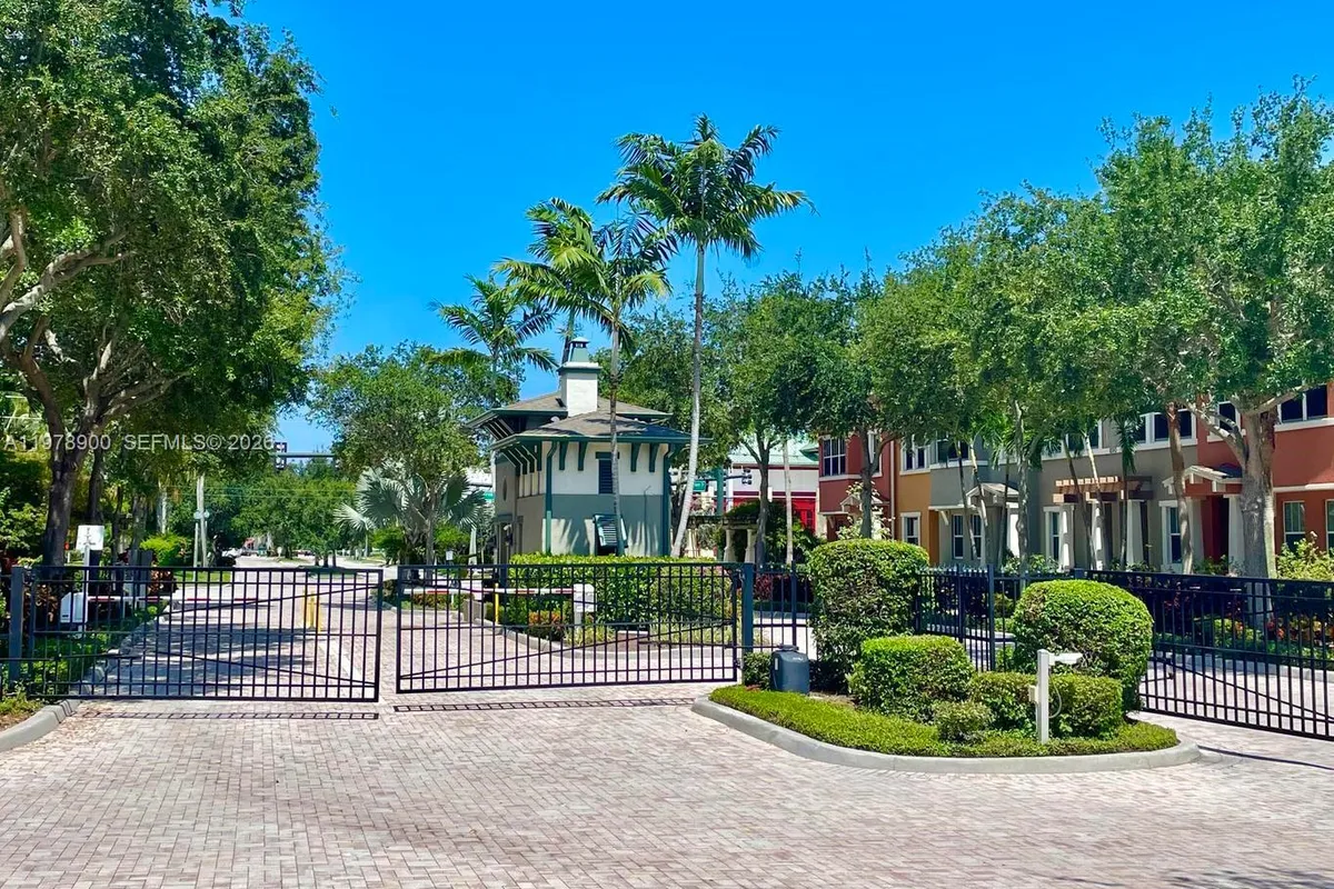 477 Pacific Grove Dr # 2, West Palm Beach FL 33401