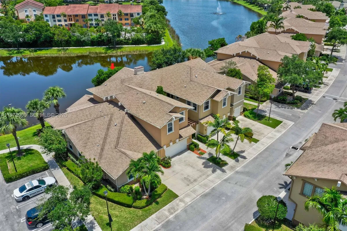 477 Pacific Grove Dr # 2, West Palm Beach FL 33401