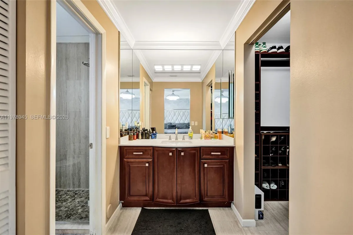 3703 NW 91st Ln, Sunrise FL 33351