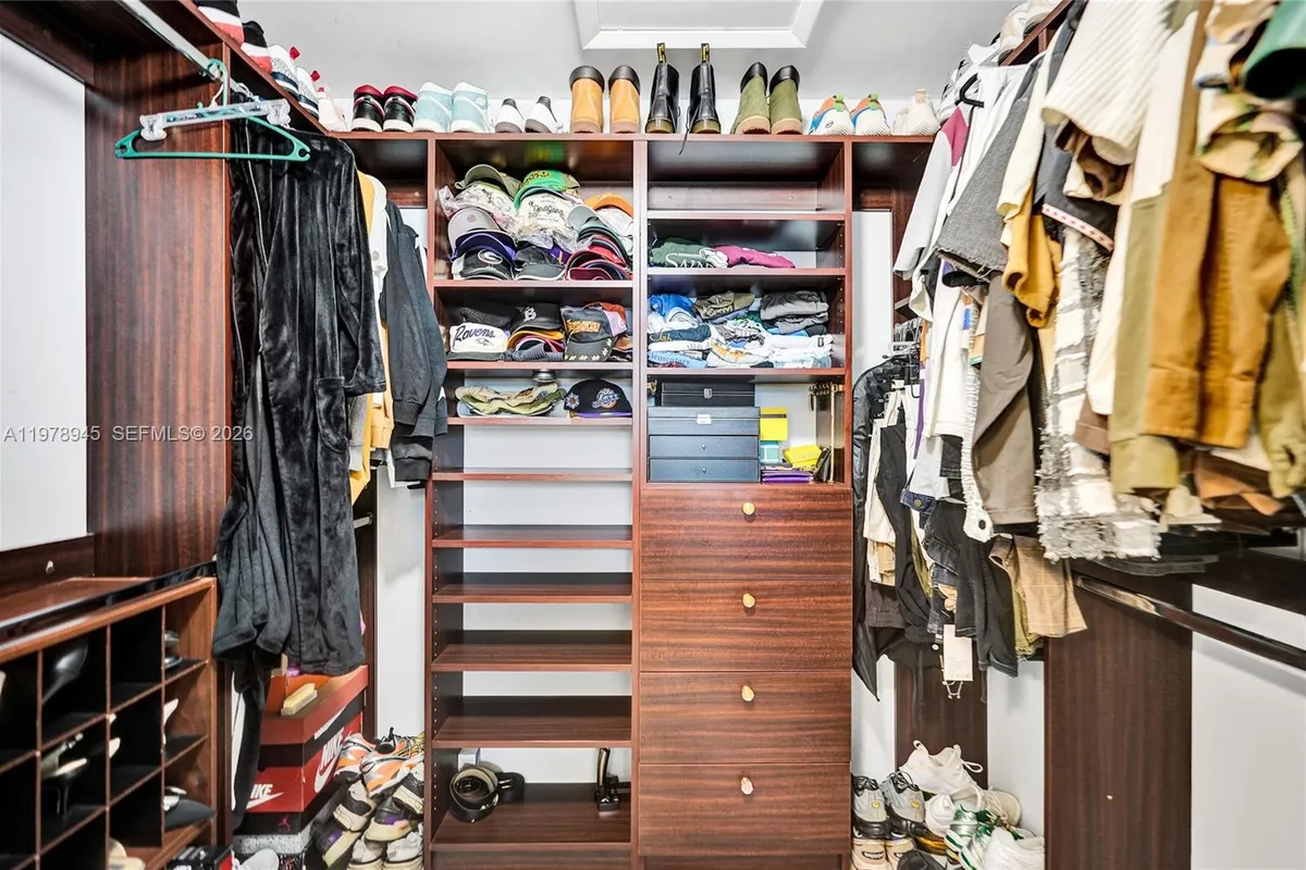 3703 NW 91st Ln, Sunrise FL 33351