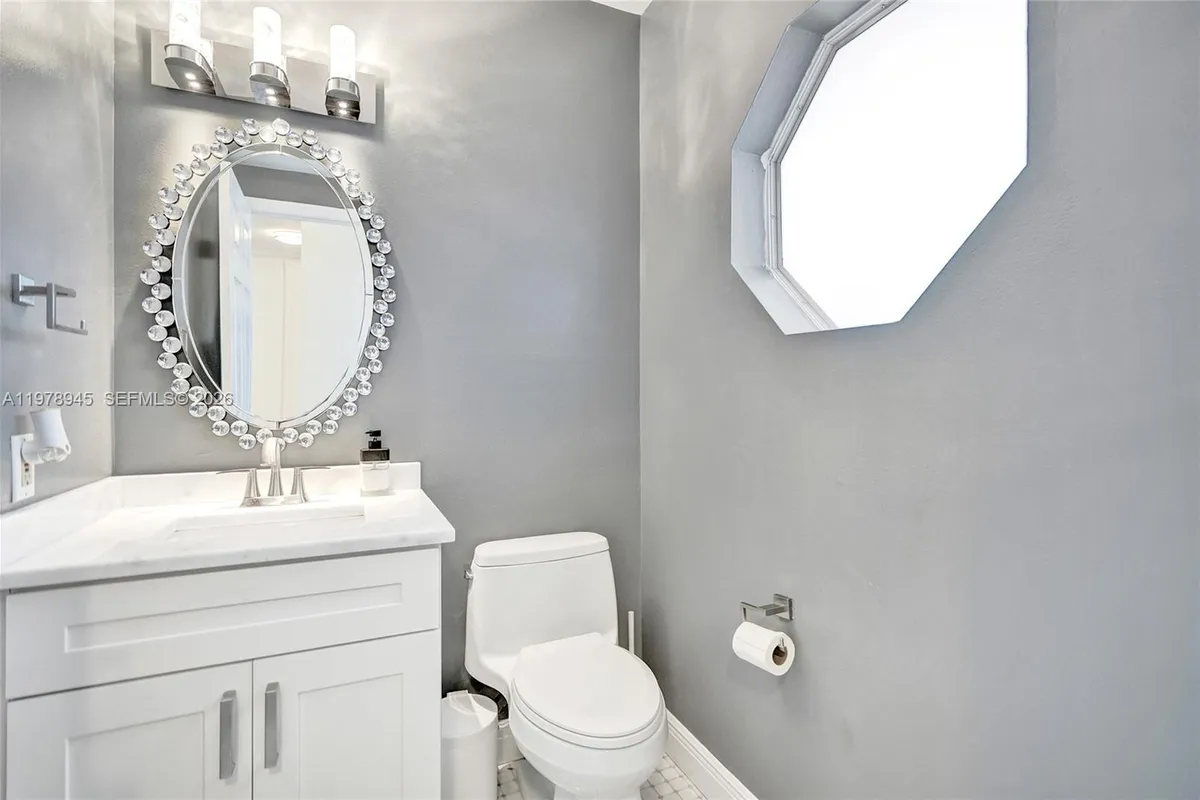 3703 NW 91st Ln, Sunrise FL 33351