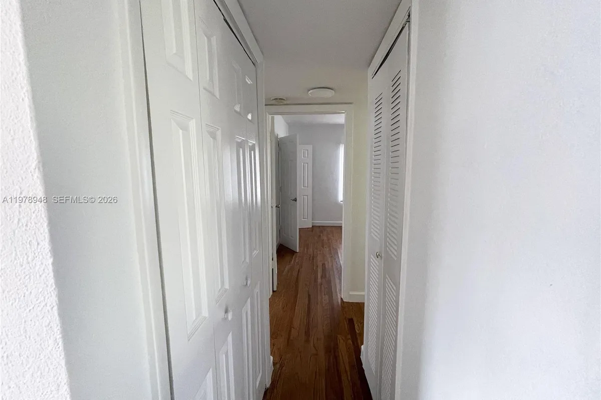 8345 Byron Ave # 1, Miami Beach FL 33141