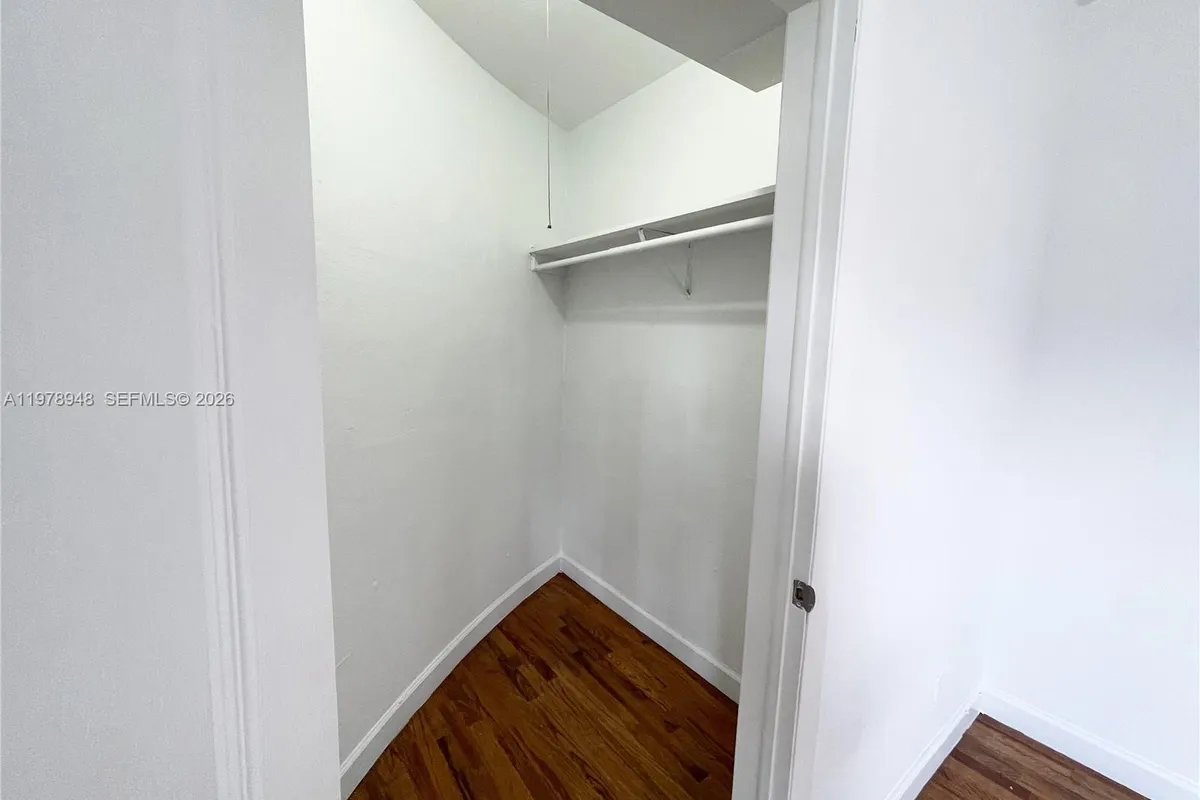 8345 Byron Ave # 1, Miami Beach FL 33141