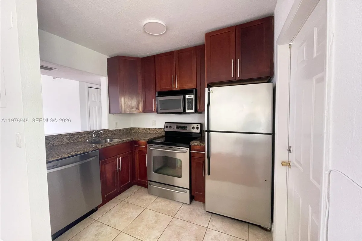 8345 Byron Ave # 1, Miami Beach FL 33141