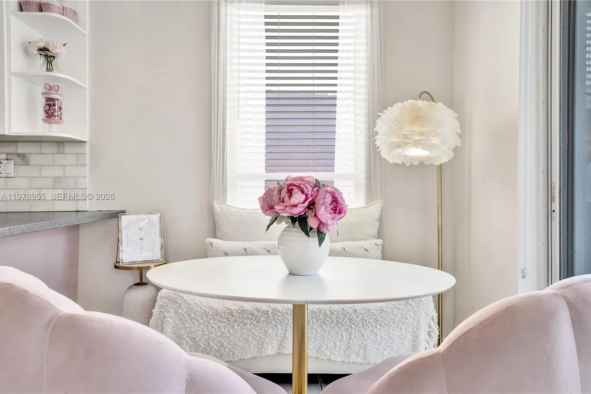 6928 NW 33rd St, Margate FL 33063