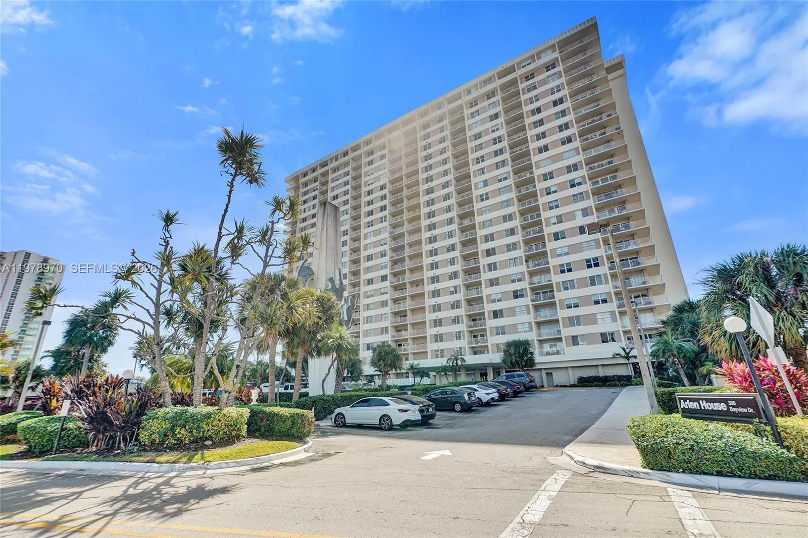 300 Bayview Dr # 205, Sunny Isles Beach FL 33160