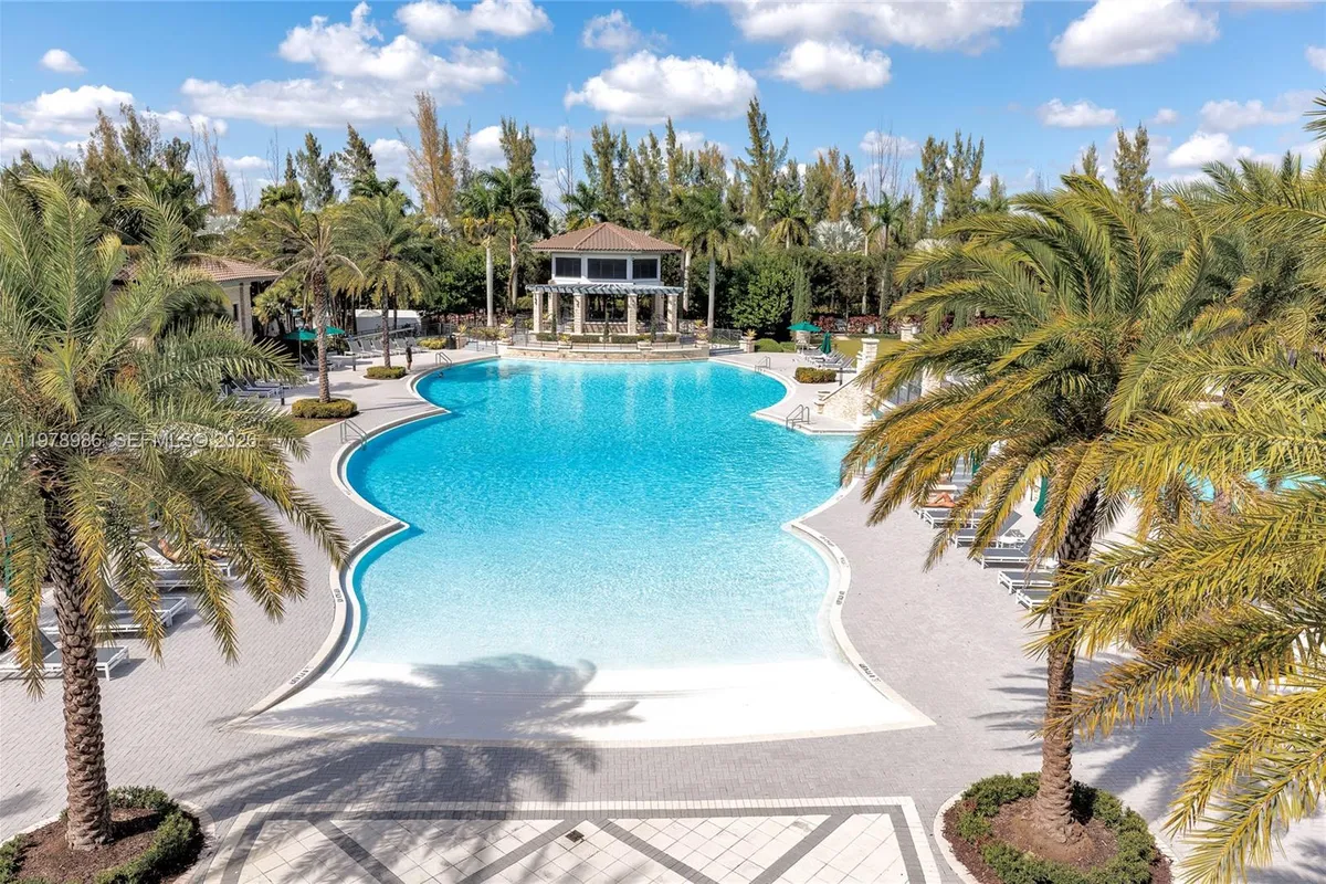 7925 NW 104th Ave # 28, Doral FL 33178