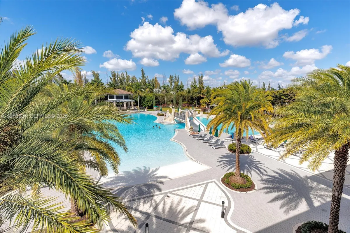 7925 NW 104th Ave # 28, Doral FL 33178