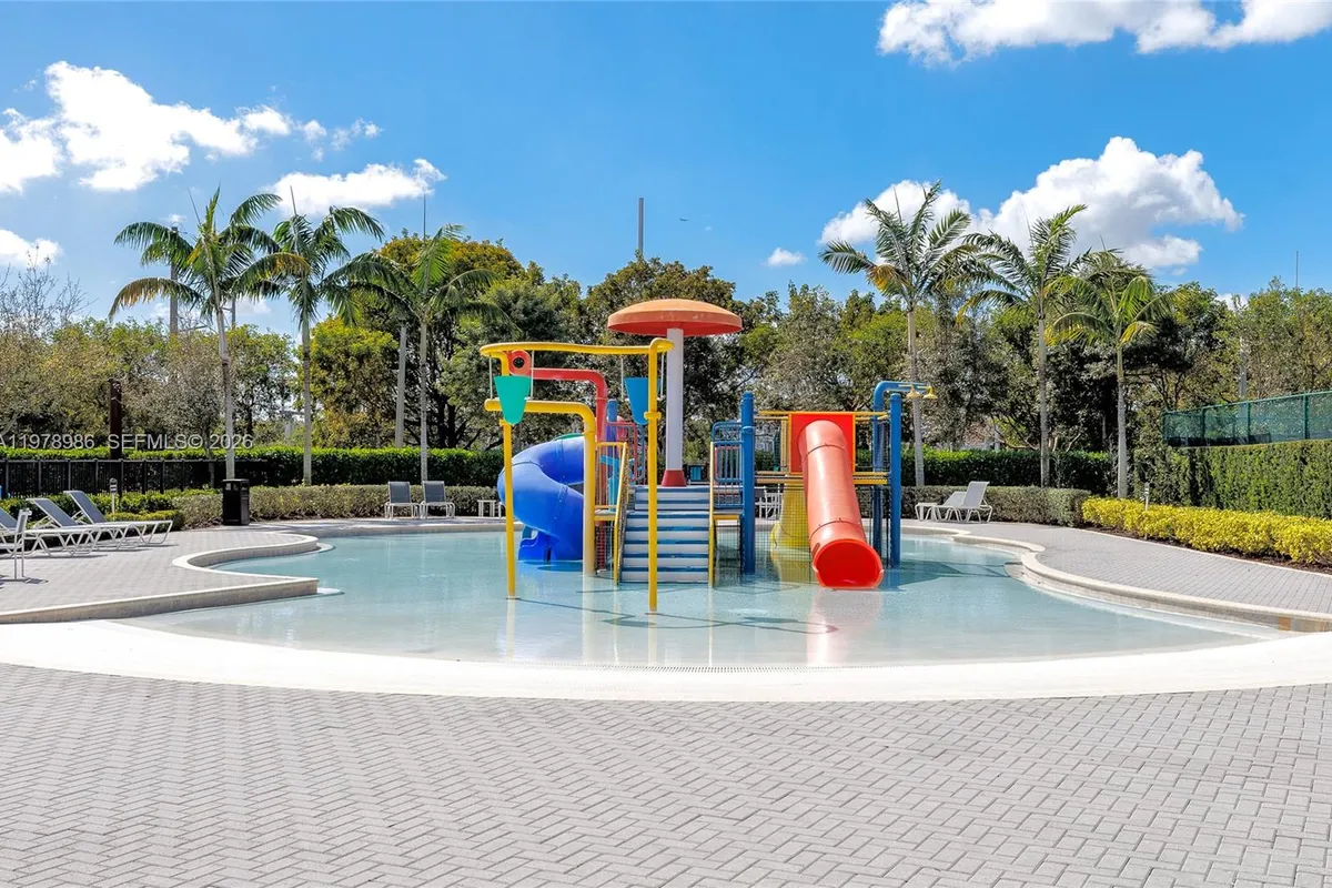 7925 NW 104th Ave # 28, Doral FL 33178