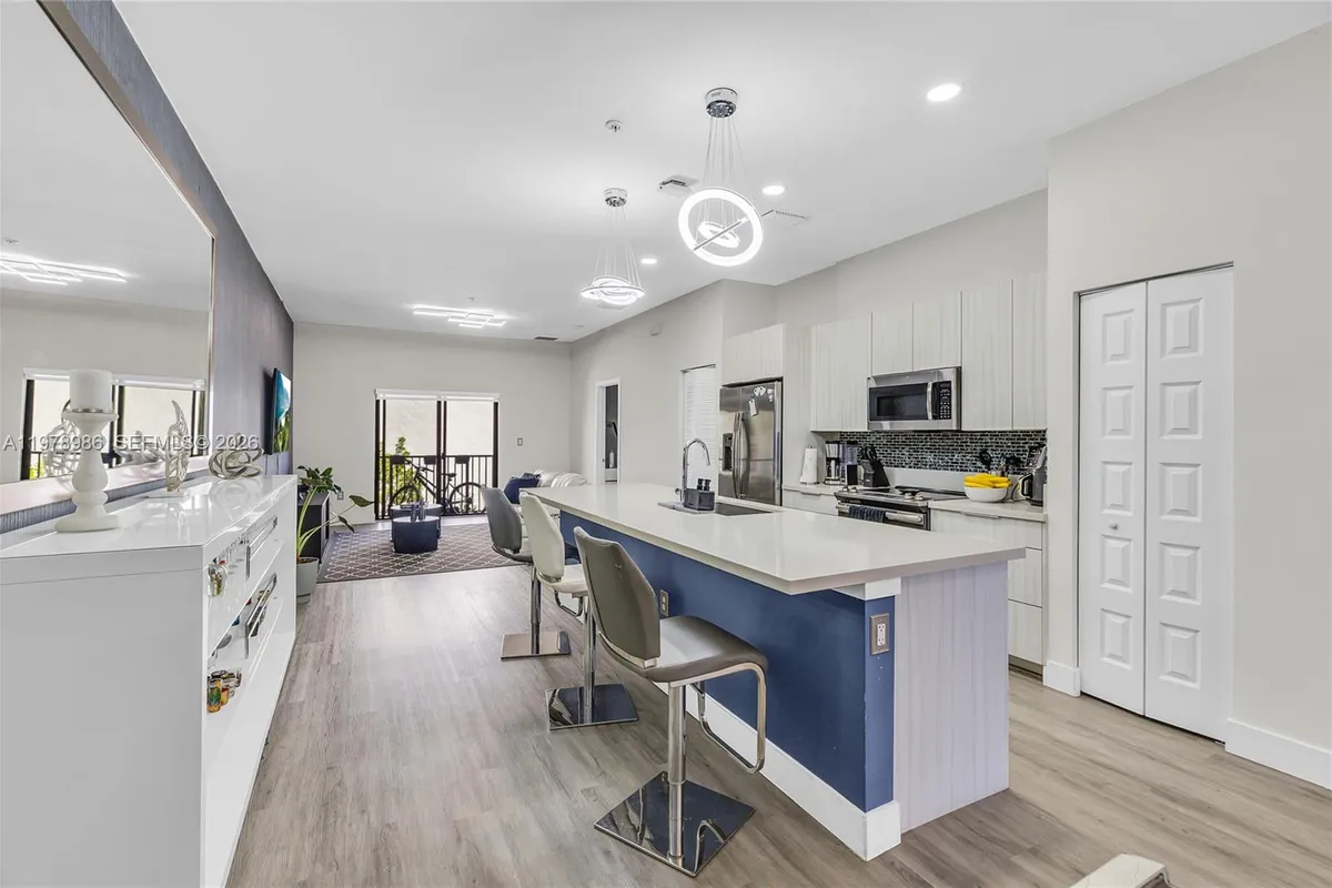 7925 NW 104th Ave # 28, Doral FL 33178