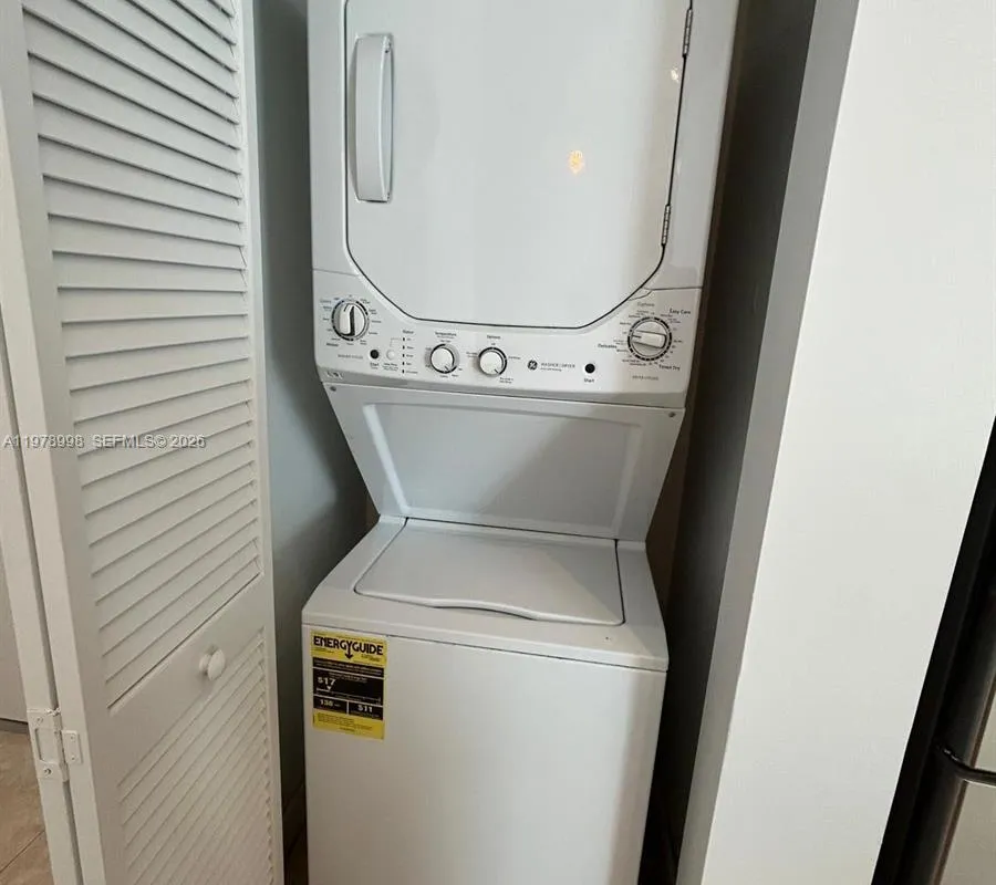 2525 SW 3rd Ave # 1402, Miami FL 33129