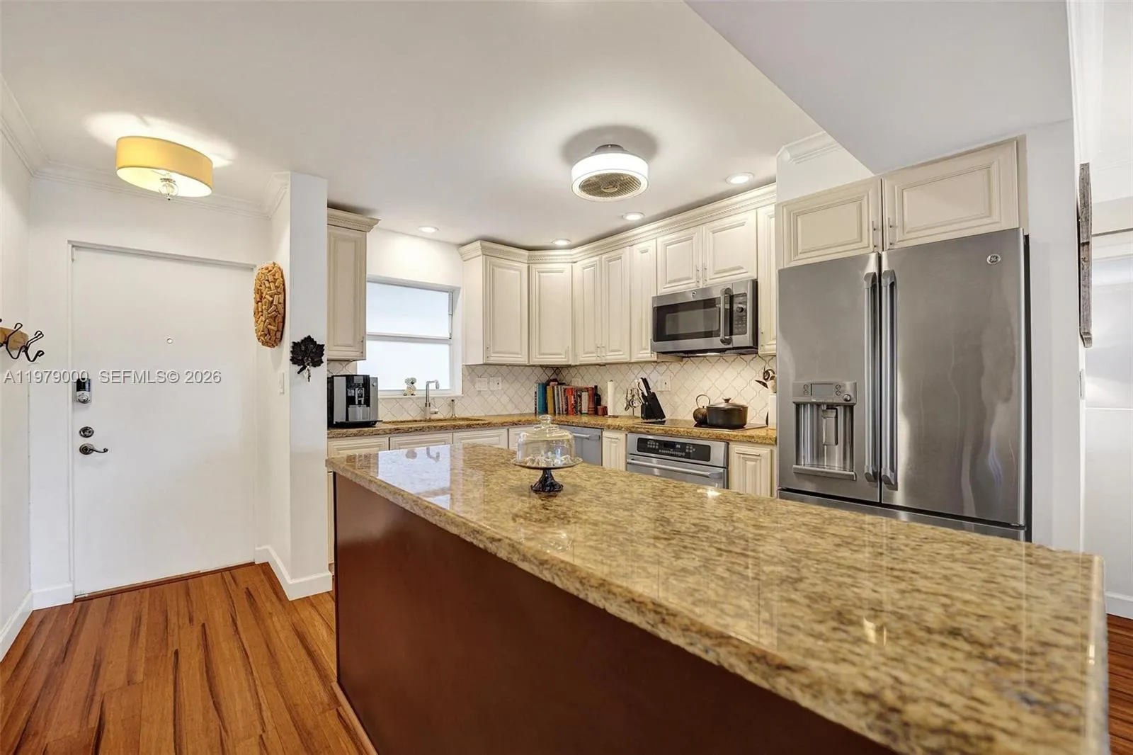 1212 SE 2nd Ct # 301, Fort Lauderdale FL 33301