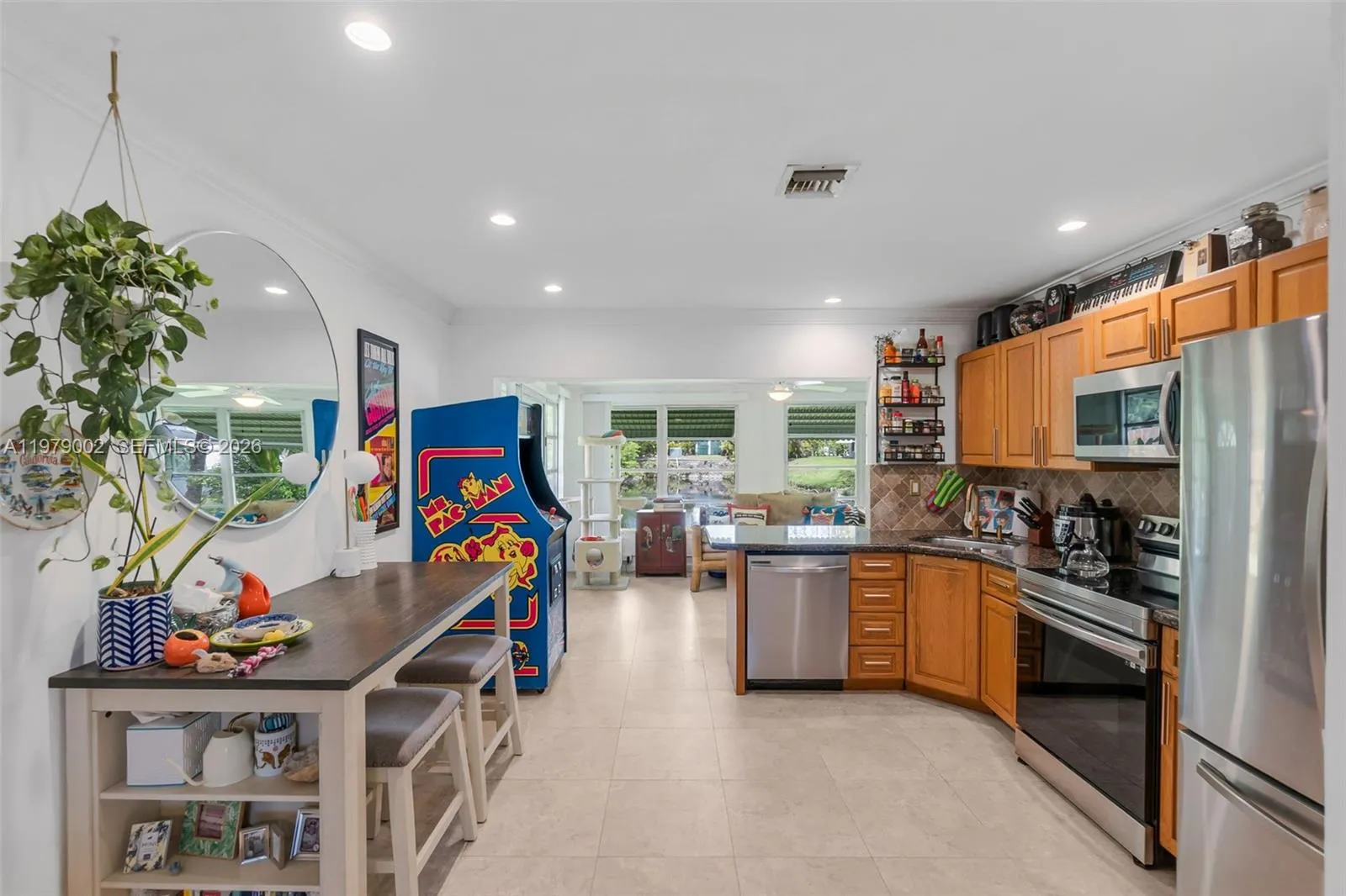 2805 NW 52nd Ct, Tamarac FL 33309