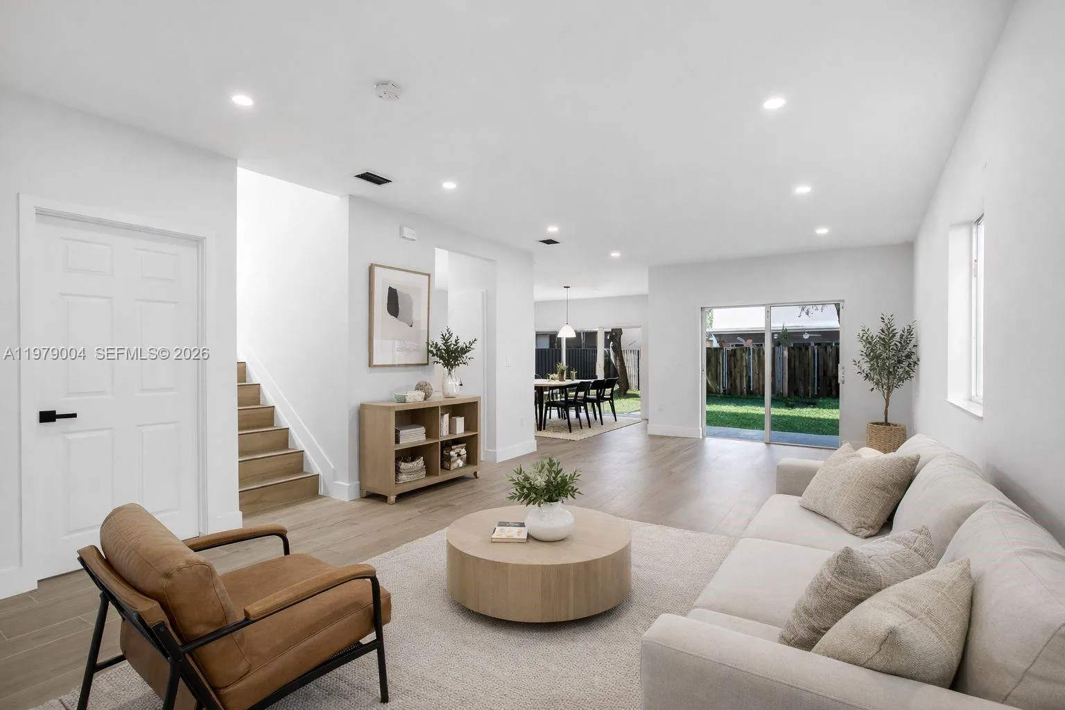 354 NE 35th Ave, Homestead FL 33033