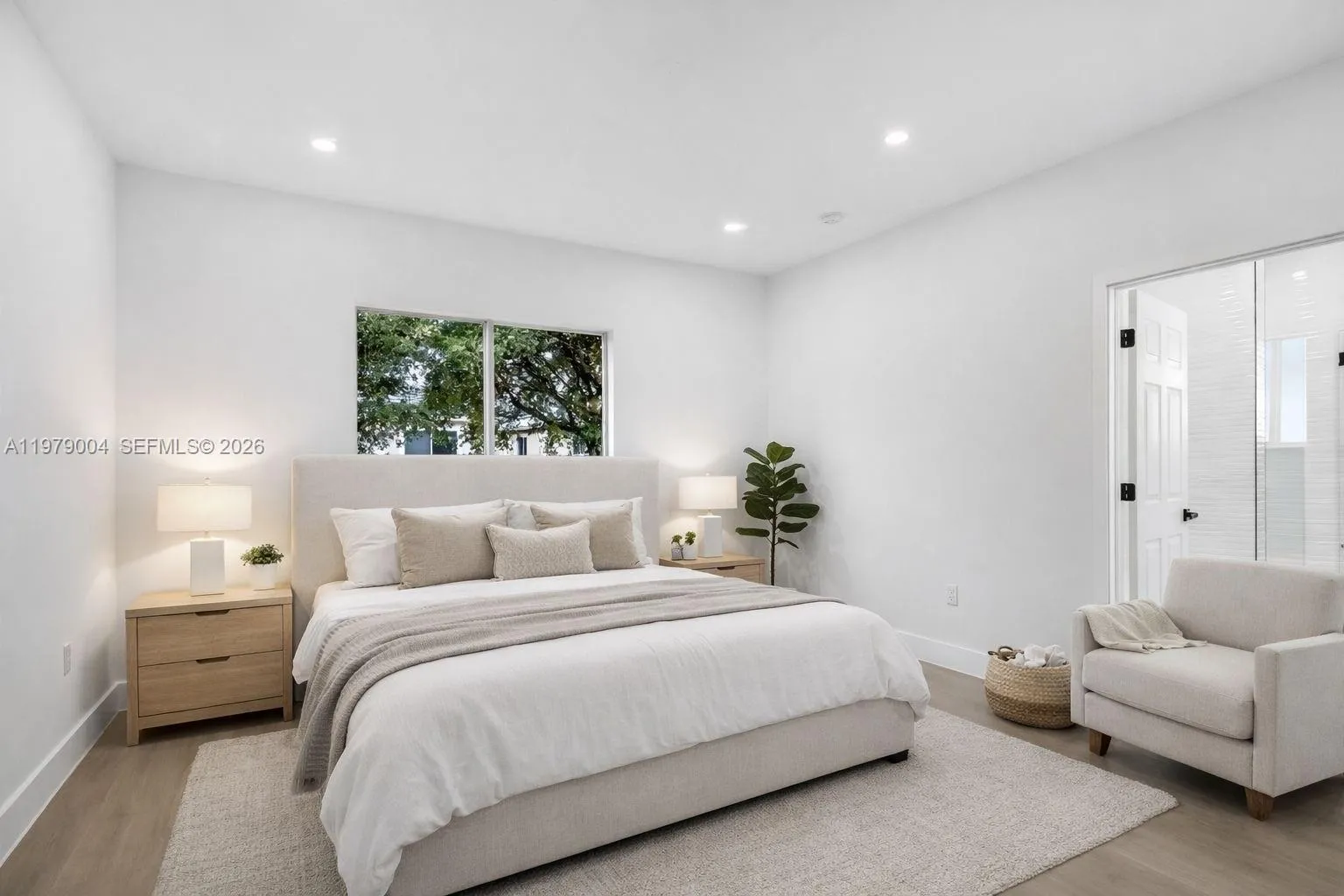 354 NE 35th Ave, Homestead FL 33033