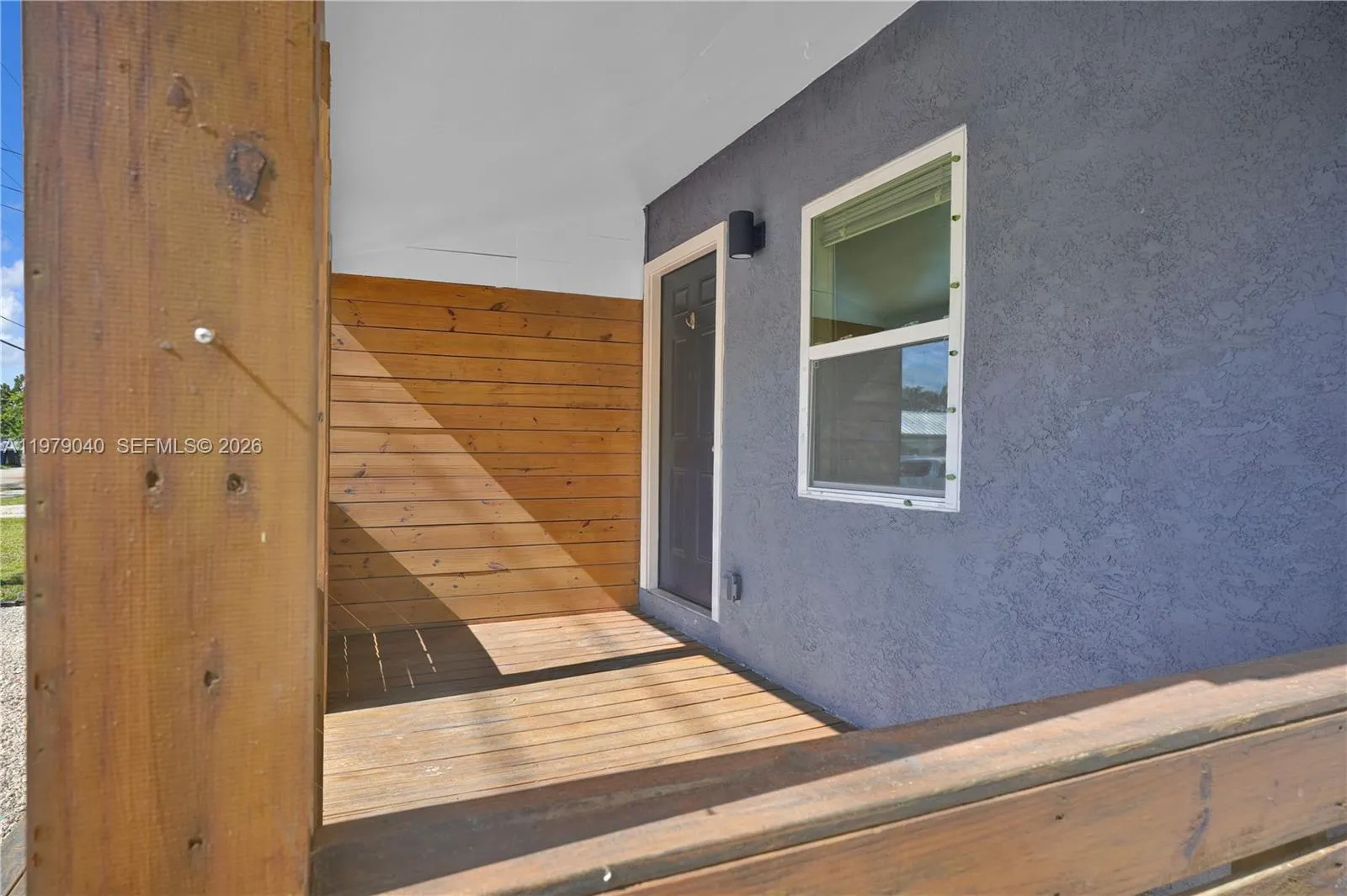 607 SW 9th St, Fort Lauderdale FL 33315