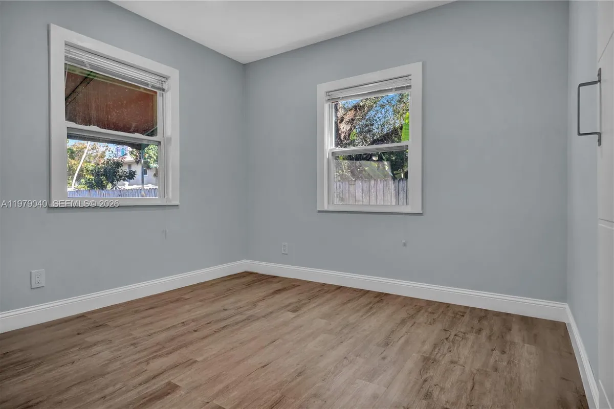 607 SW 9th St, Fort Lauderdale FL 33315