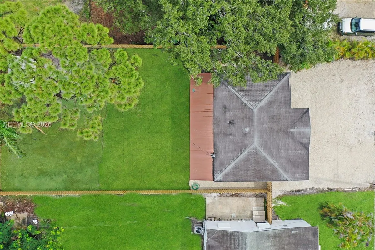 607 SW 9th St, Fort Lauderdale FL 33315