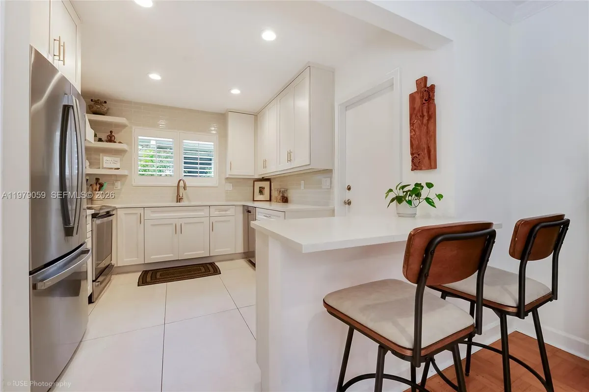 424 Sansovino Ave, Coral Gables FL 33146