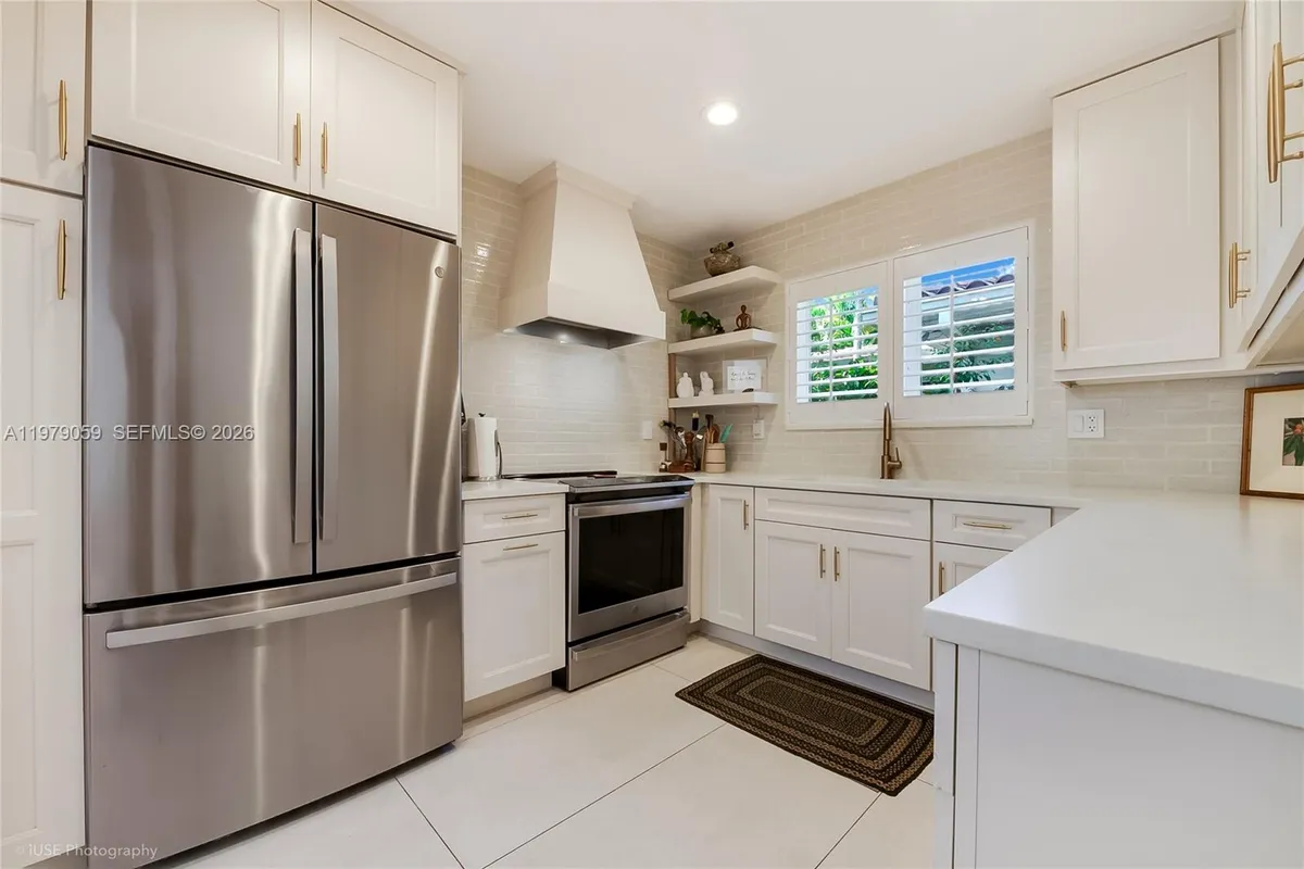 424 Sansovino Ave, Coral Gables FL 33146