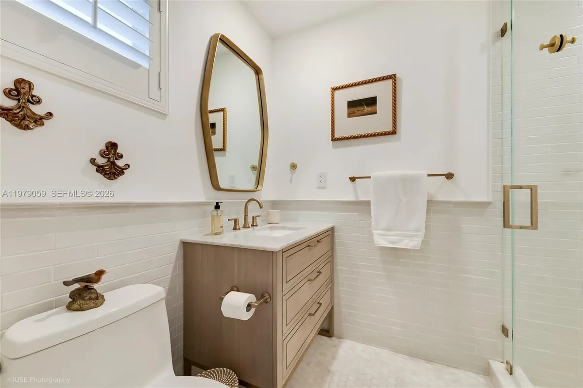 424 Sansovino Ave, Coral Gables FL 33146