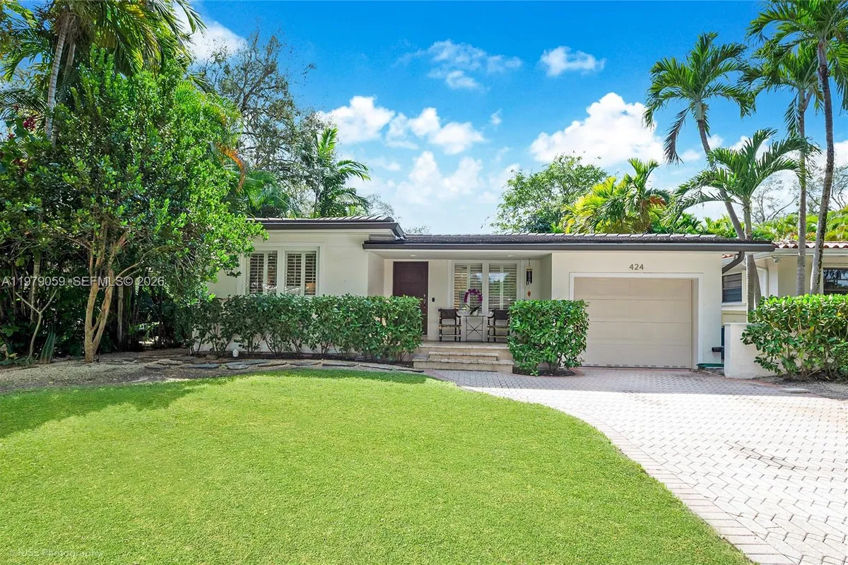 424 Sansovino Ave, Coral Gables FL 33146