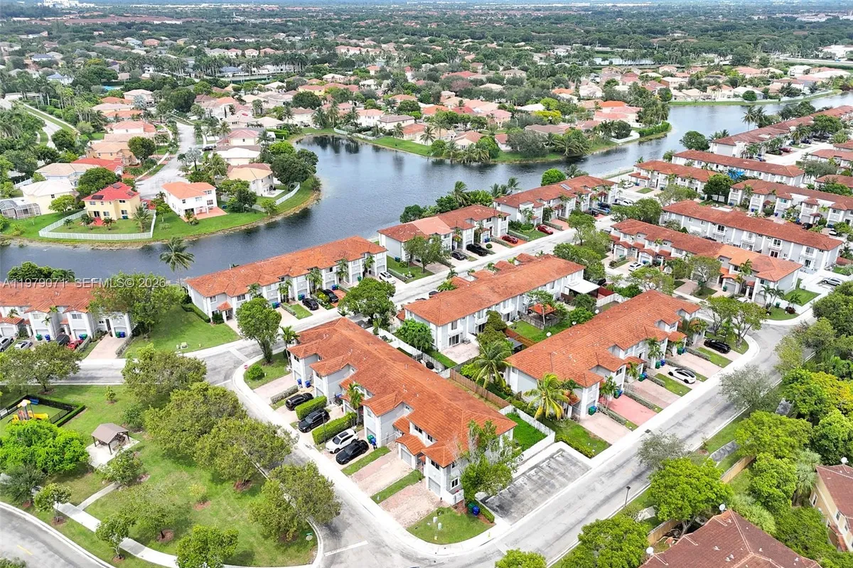 2883 SW 129th Ter, Miramar FL 33027