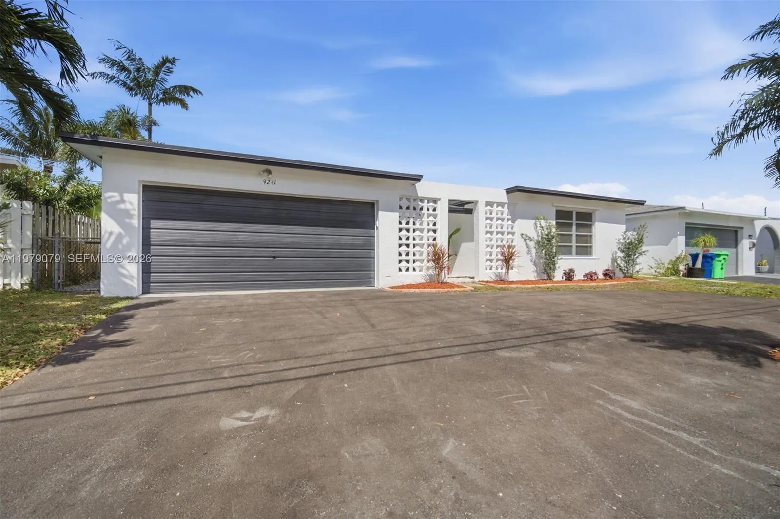 9241 Sunset Strip, Sunrise FL 33322