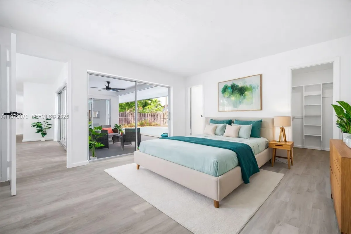 9241 Sunset Strip, Sunrise FL 33322