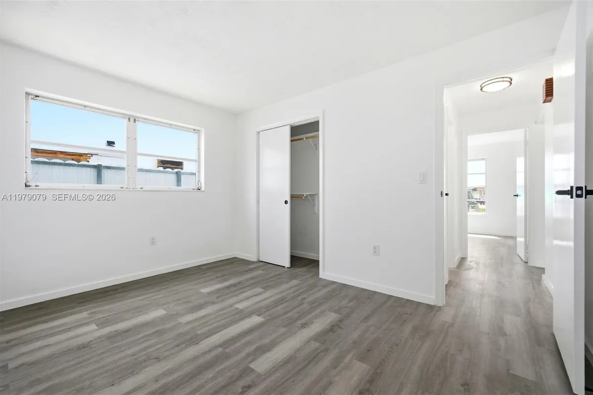 9241 Sunset Strip, Sunrise FL 33322