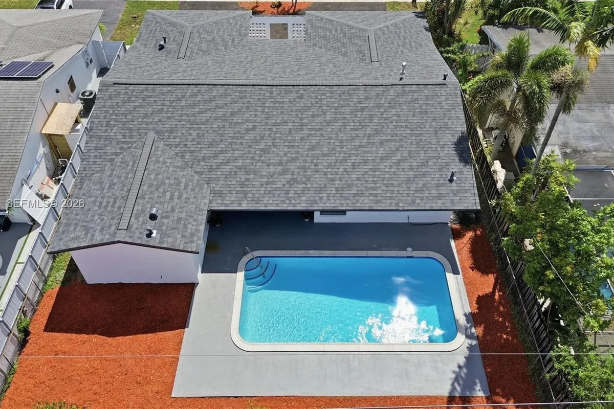 9241 Sunset Strip, Sunrise FL 33322