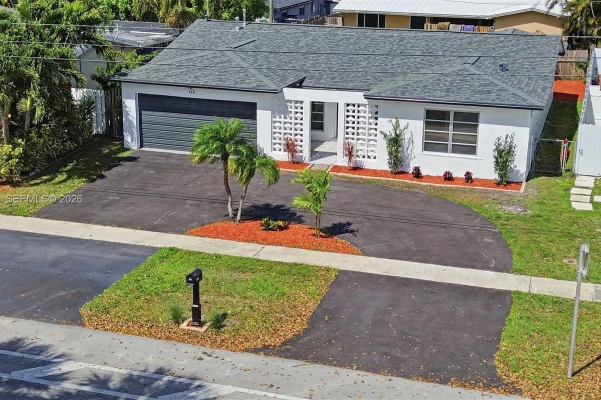 9241 Sunset Strip, Sunrise FL 33322