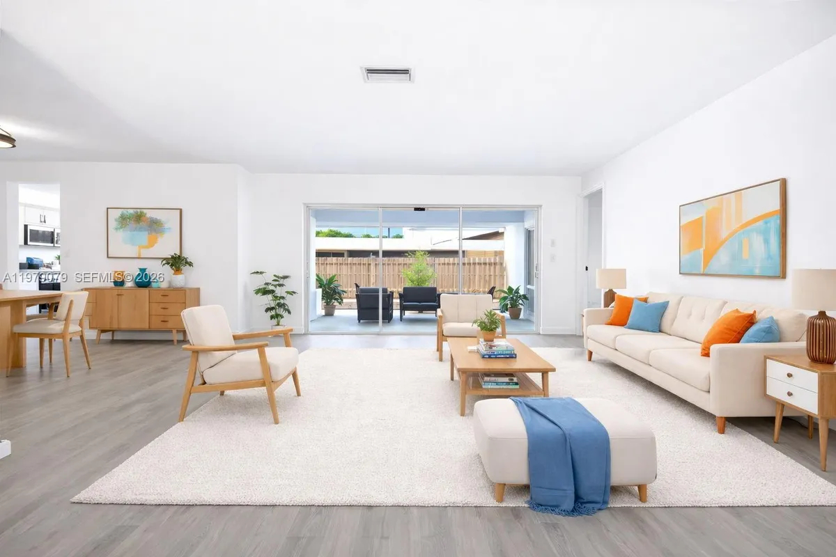 9241 Sunset Strip, Sunrise FL 33322