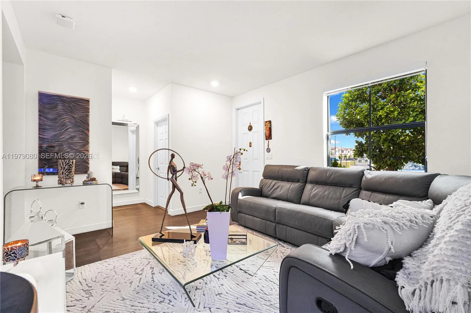 3321 W 105th Pl, Hialeah FL 33018