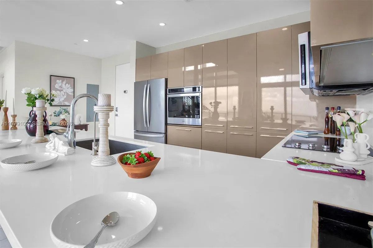 2000 Metropica Way, Sunrise FL 33323