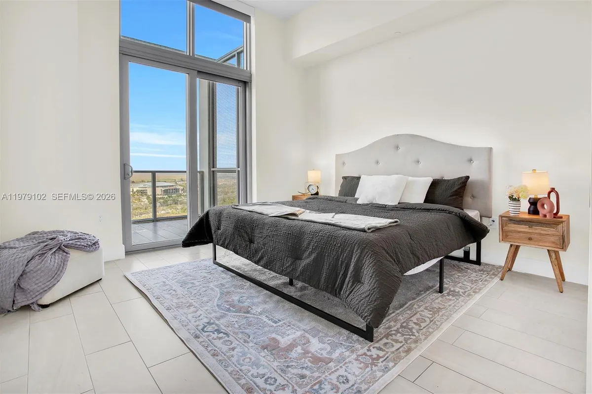 2000 Metropica Way, Sunrise FL 33323