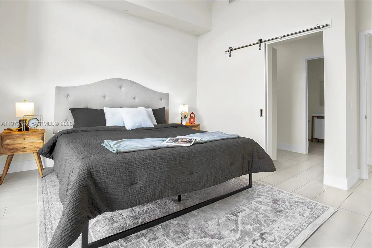 2000 Metropica Way, Sunrise FL 33323