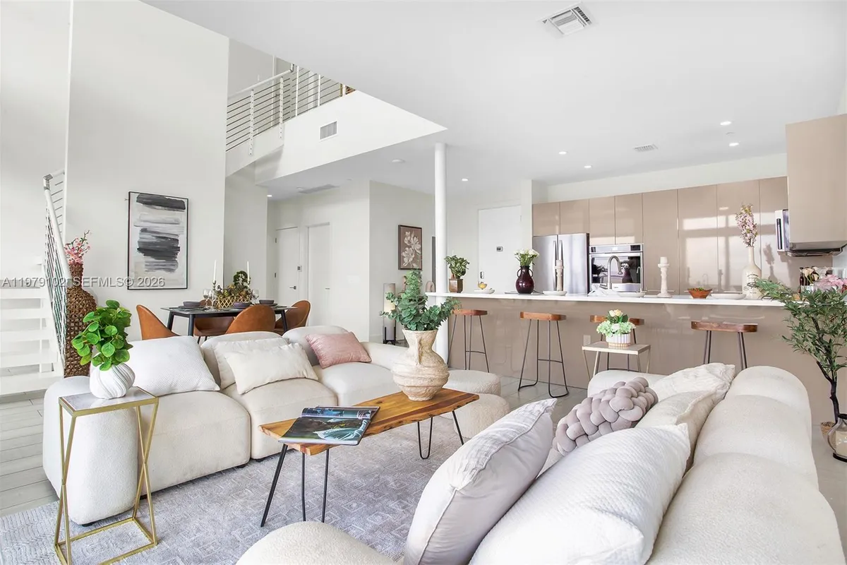 2000 Metropica Way, Sunrise FL 33323