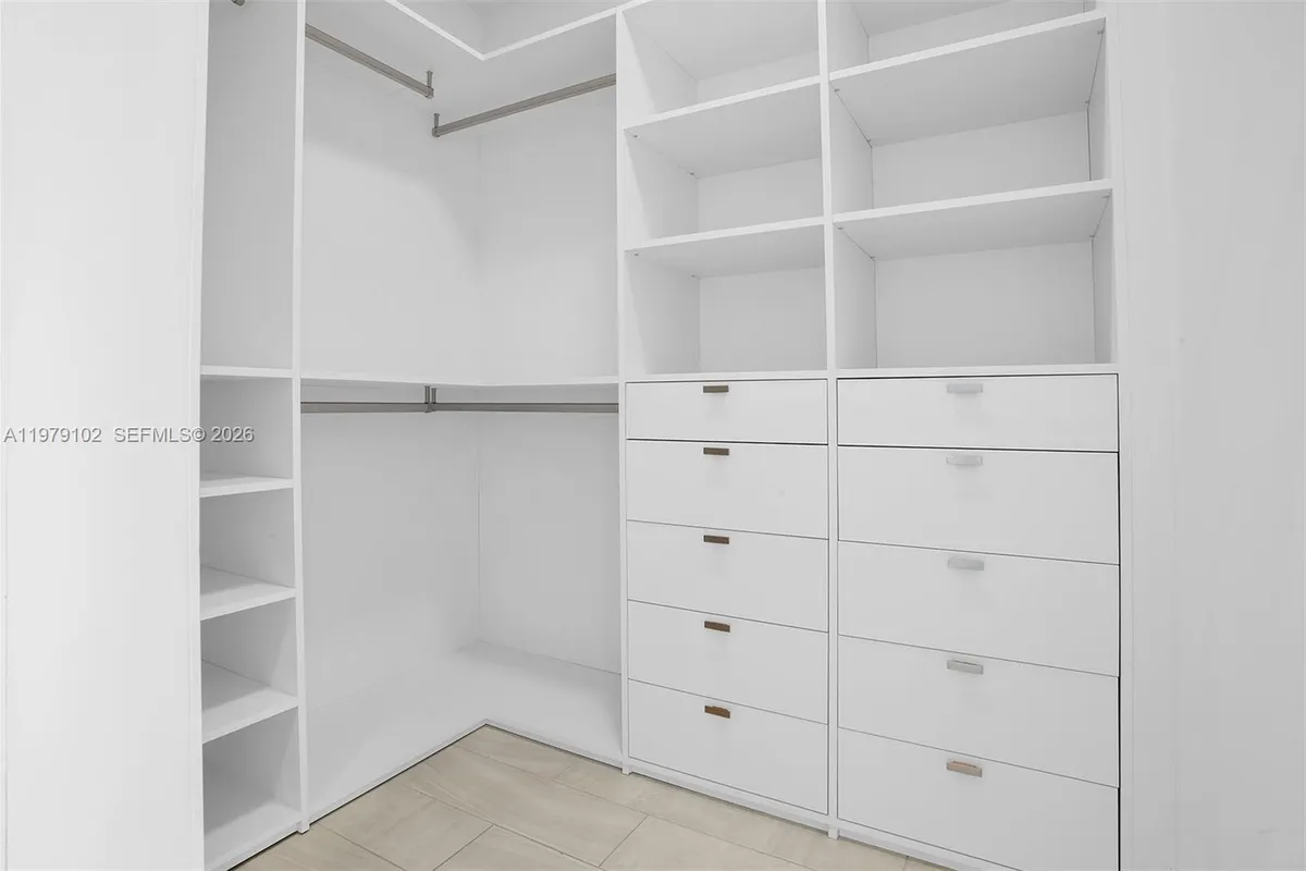 2000 Metropica Way, Sunrise FL 33323