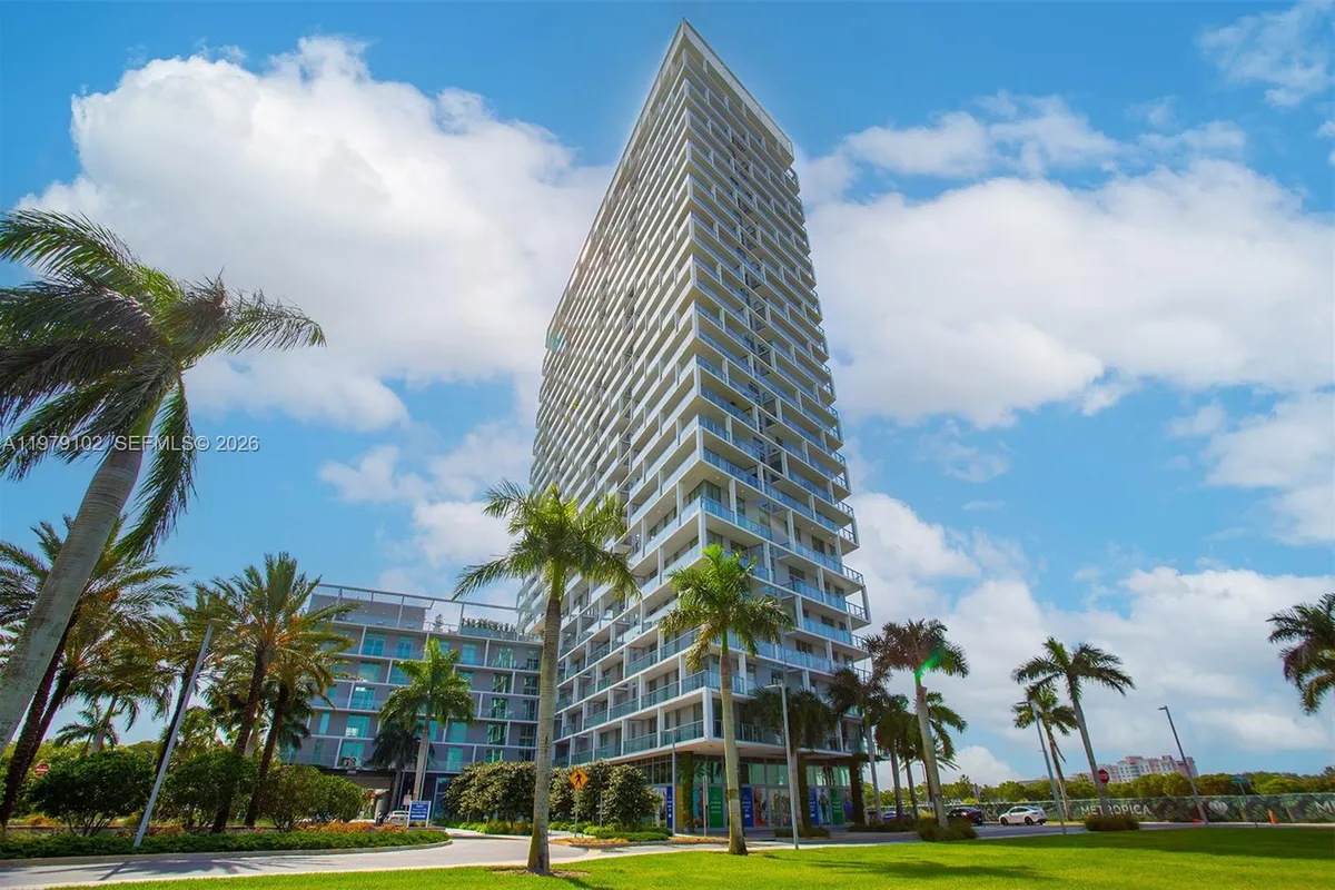2000 Metropica Way, Sunrise FL 33323