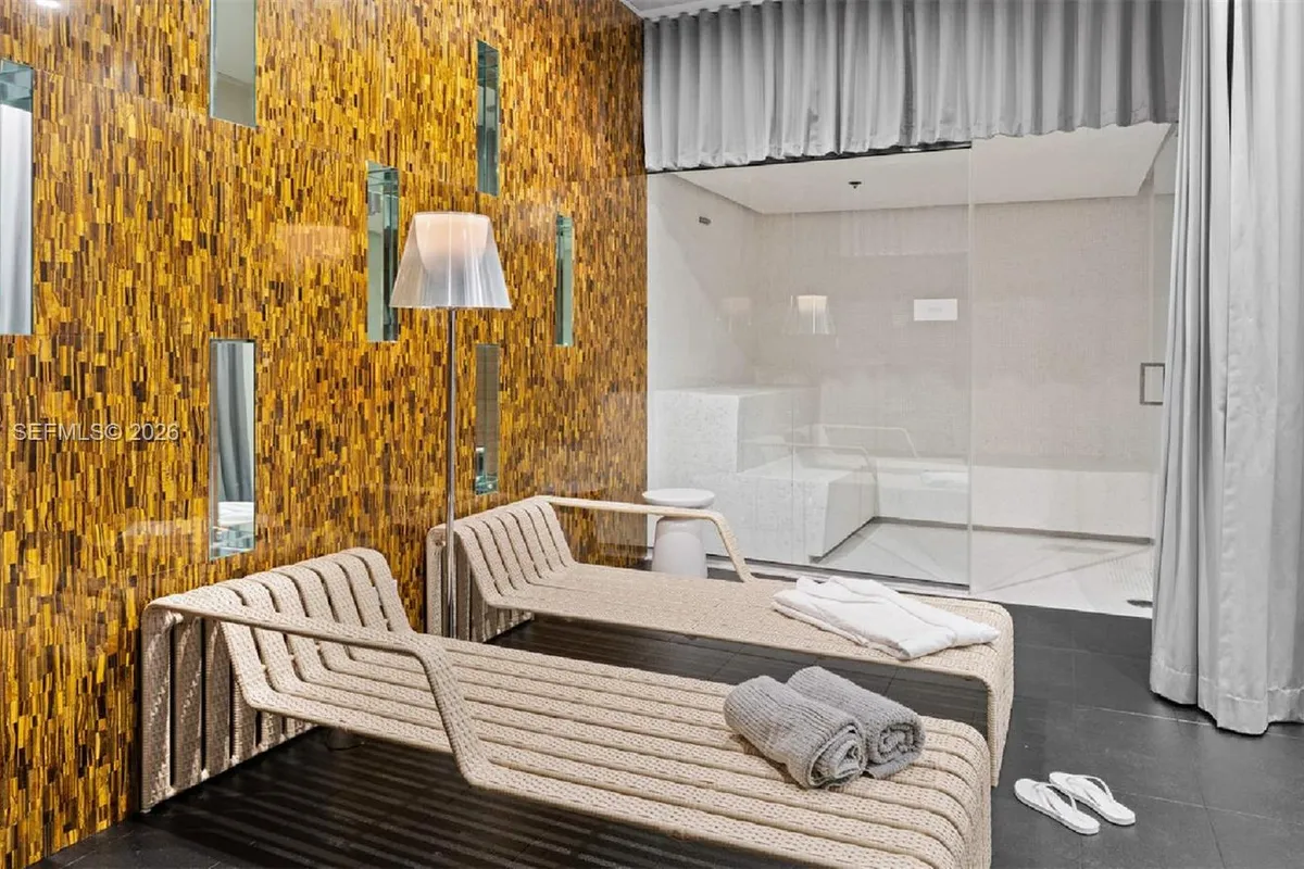 2000 Metropica Way, Sunrise FL 33323