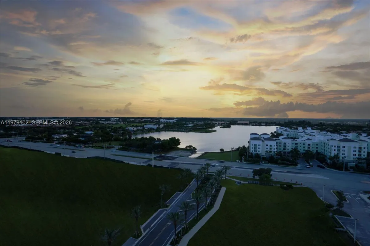 2000 Metropica Way, Sunrise FL 33323